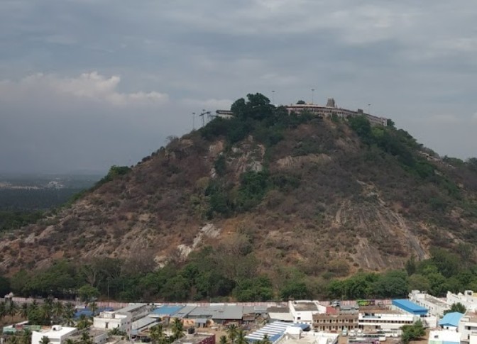 palani idumban temple